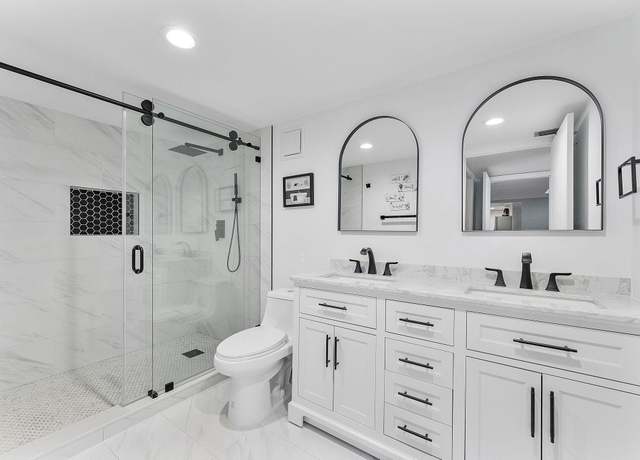 Property at 16475 Golf Club Rd #207, Weston, FL 33326, 2 beds, 2.5 baths