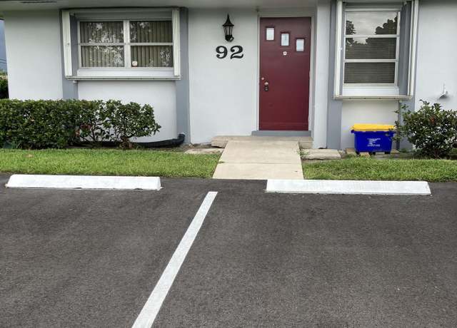Property at 2886 Fernley Dr E #92, West Palm Beach, FL 33415, 2 beds, 2 baths
