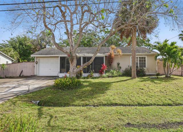 Property at 2233 SE Baron St, Port Saint Lucie, FL 34952, 2 beds, 2 baths