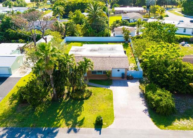 Property at 439 Forest Estate Dr, West Palm Beach, FL 33415, 4 beds, 2 baths