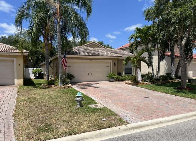 Property at 5112 Victoria Cir, West Palm Beach, FL 33409, 3 beds, 2 baths