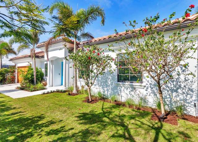Property at 107 Gregory Pl, West Palm Beach, FL 33405, 4 beds, 4.5 baths
