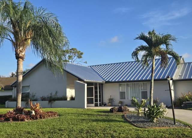 Property at 8116 Chatuga Ct, Lake Worth, FL 33467, 2 beds, 2 baths