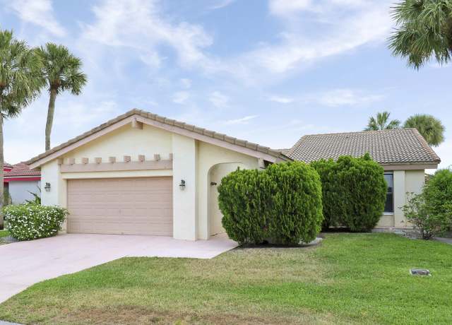 Property at 5695 Lakeview Mews Dr, Boynton Beach, FL 33437, 2 beds, 2 baths