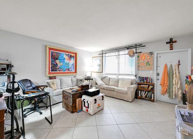 Property at 2565 S Ocean Blvd #219, Palm Beach, FL 33480, 1 bed, 1 bath