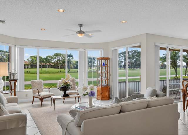 Property at 117 Legendary Cir, Palm Beach Gardens, FL 33418, 3 beds, 2 baths