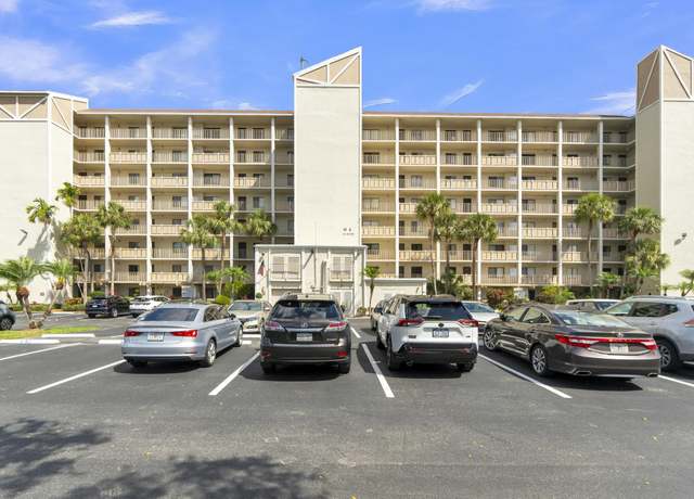Property at 14460 Strathmore Ln #307, Delray Beach, FL 33446, 2 beds, 2 baths