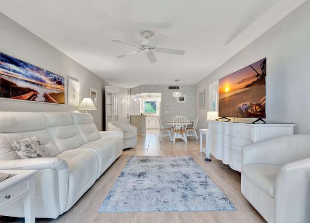 Property at 4 Garden St Unit 107n, Tequesta, FL 33469, 2 beds, 2 baths
