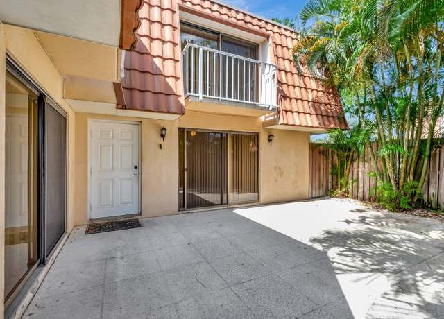 Property at 579 Green Springs Pl, West Palm Beach, FL 33409, 2 beds, 2.5 baths
