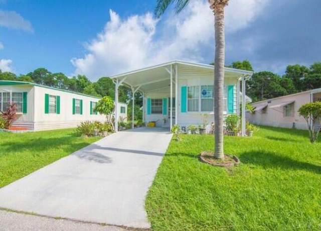 Property at 8 E Novedades, Port Saint Lucie, FL 34952, 2 beds, 2 baths