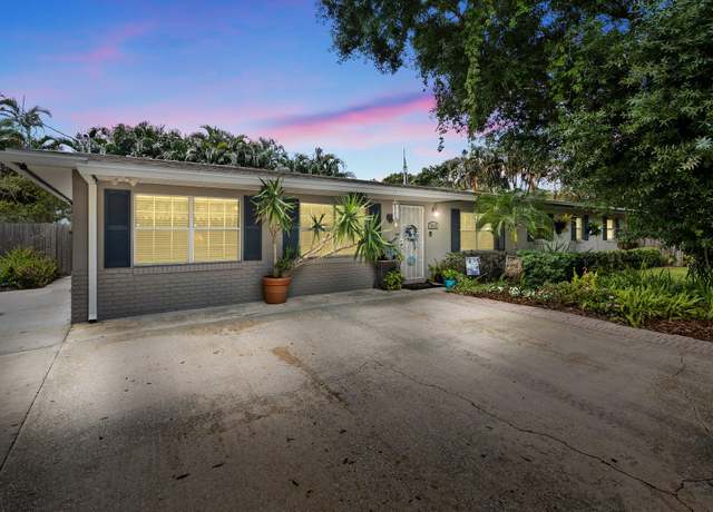 Property at 3115 Maravilla Blvd, Fort Pierce, FL 34982, 4 beds, 3 baths