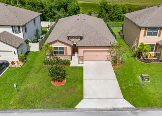 Property at 6122 NW Regent St, Saint Lucie West, FL 34983, 4 beds, 2 baths