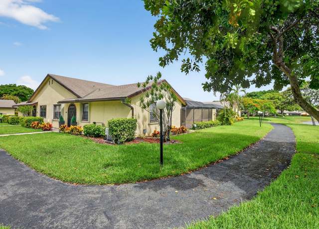 Property at 23418 Barlake Dr, Boca Raton, FL 33433, 2 beds, 2 baths