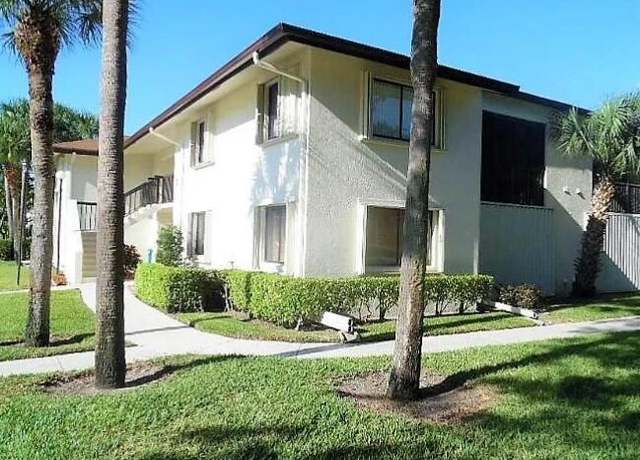 Property at 3374 Perimeter Dr, Greenacres, FL 33467, 2 beds, 2 baths