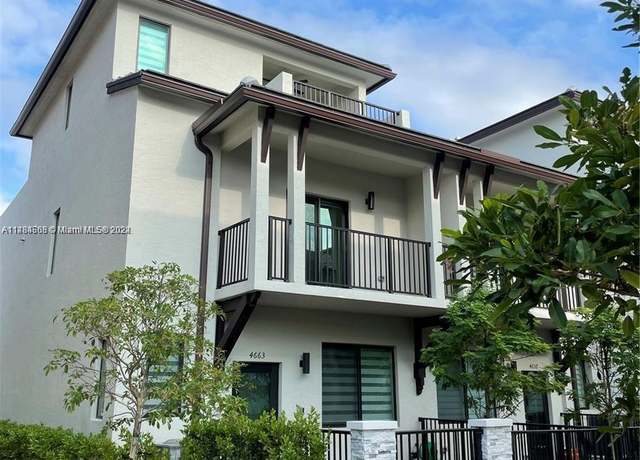 Property at 4663 NW 83rd Pkwy, Doral, FL 33166, 3 beds, 3 baths