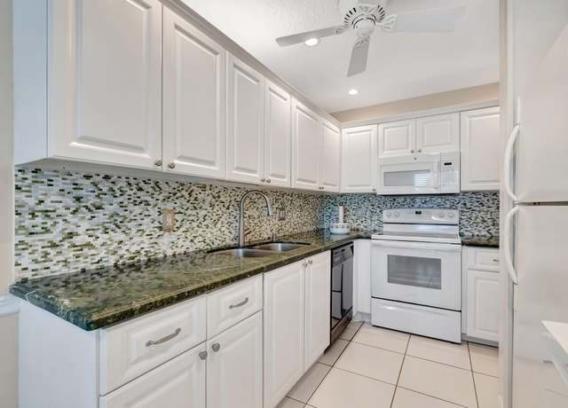 Property at 2321 Croton Ln Unit 100-D, Delray Beach, FL 33445, 2 beds, 2 baths