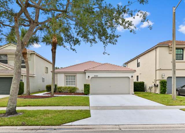 Property at 6562 Columbia Ave, Lake Worth, FL 33467, 3 beds, 2 baths