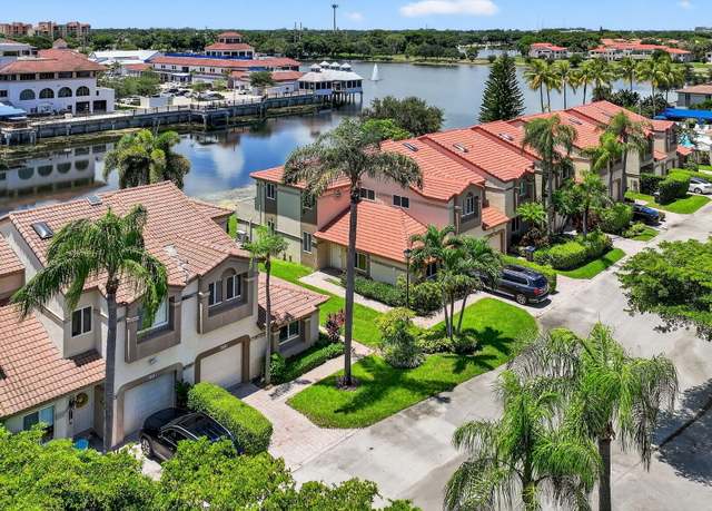 Property at 6806 Via Regina, Boca Raton, FL 33433, 3 beds, 3 baths