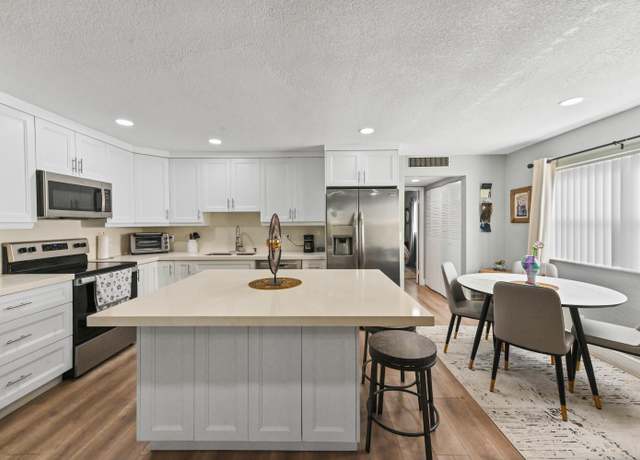 Property at 106 Tuscany B Unit B, Delray Beach, FL 33446, 1 bed, 1.5 baths