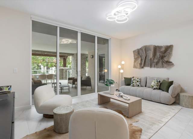 Property at 220 SE Mizner Blvd #209, Boca Raton, FL 33432, 1 bed, 2 baths