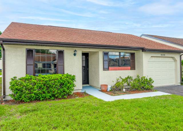Property at 2229 SE Brekenridge Cir, Port Saint Lucie, FL 34952, 2 beds, 1 bath