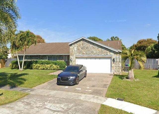 Property at 4460 NW 72nd Ter, Lauderhill, FL 33319, 3 beds, 2.5 baths