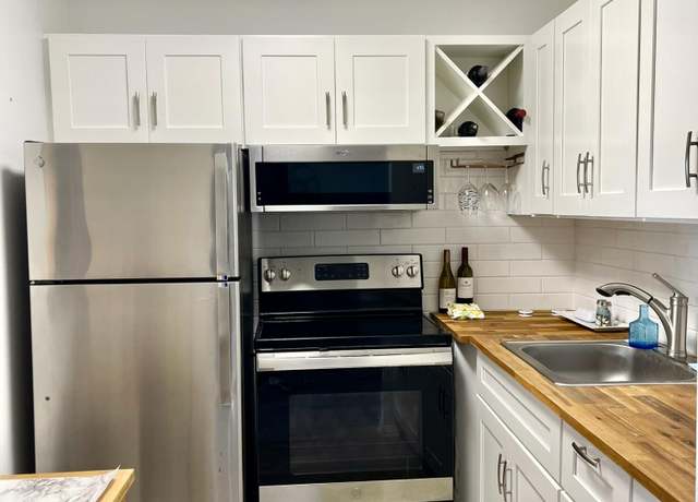 Property at 211 Dorchester I, West Palm Beach, FL 33417, 1 bed, 1.5 baths