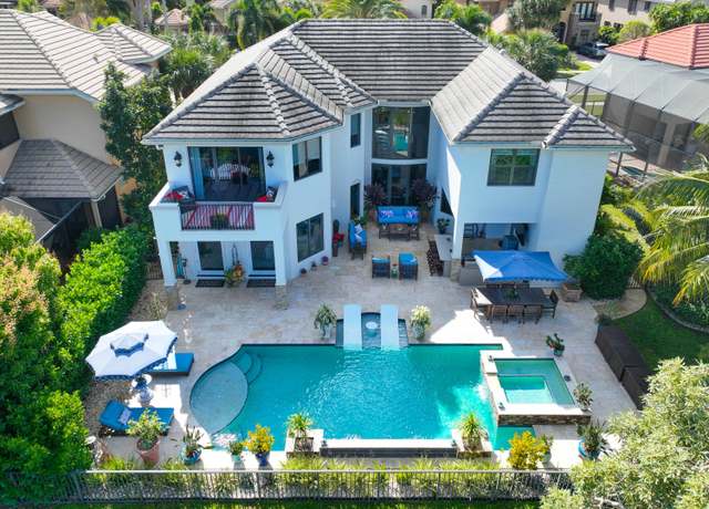 Property at 10371 Trianon Pl, Wellington, FL 33449, 6 beds, 6 baths