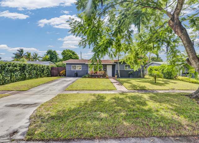 Property at 2115 N 45th Ave, Hollywood, FL 33021, 3 beds, 2 baths