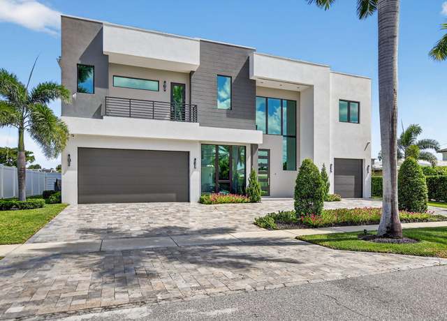 Property at 725 NE 71st St, Boca Raton, FL 33487, 6 beds, 6.5 baths