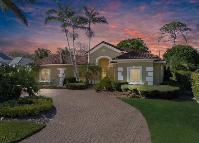 Property at 8306 SE Sanctuary Dr, Hobe Sound, FL 33455, 5 beds, 3.5 baths