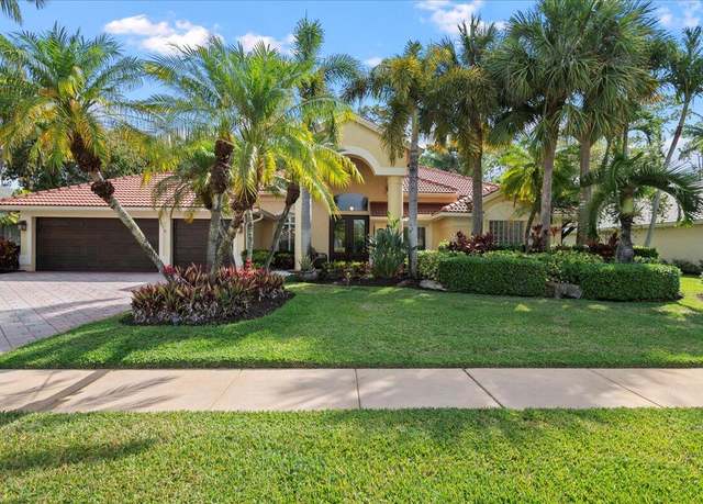 Property at 534 Cypress Green Cir, Wellington, FL 33414, 5 beds, 3 baths