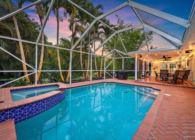 Property at 9494 SE Cove Point St, Jupiter, FL 33469, 3 beds, 2 baths