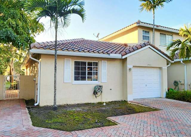 Property at 3901 NW 91st Ter, Sunrise, FL 33351, 2 beds, 2 baths