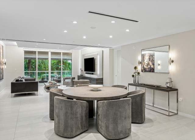 Property at 200 SE Mizner Blvd #307, Boca Raton, FL 33432, 2 beds, 3.5 baths