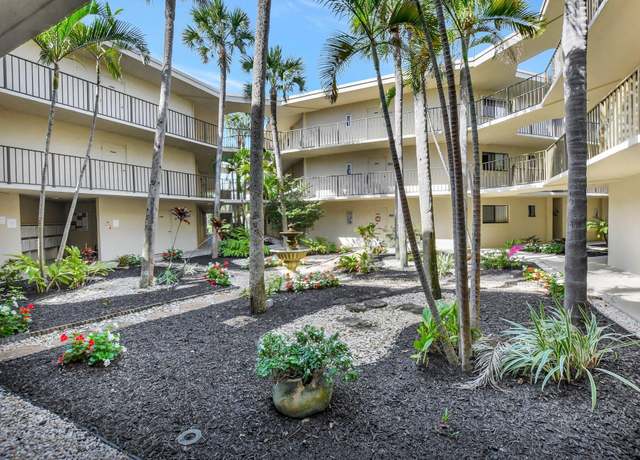 Property at 5340 Las Verdes Cir #208, Delray Beach, FL 33484, 2 beds, 2 baths
