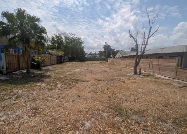 Property at 921 N L St, Lake Worth Beach, FL 33460