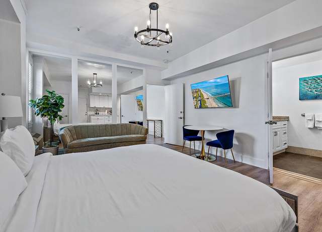 Property at 235 Sunrise Ave #3032, Palm Beach, FL 33480, 2 beds, 2 baths