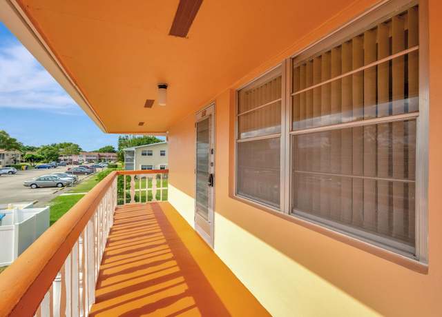 Property at 332 Sheffield N, West Palm Beach, FL 33417, 2 beds, 1.5 baths