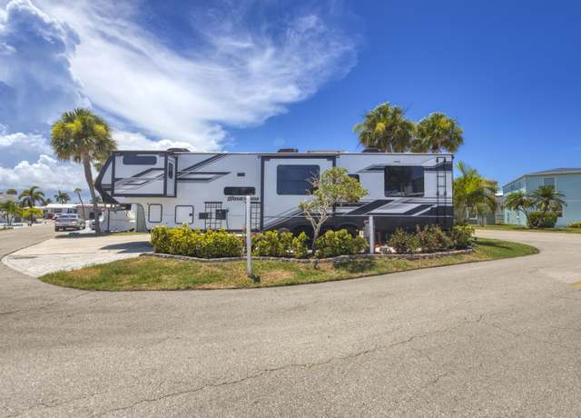 Property at 2073 Nettles Blvd, Jensen Beach, FL 34957