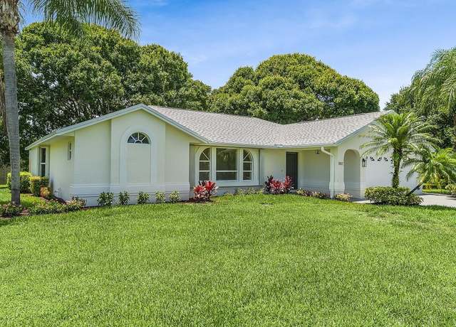Property at 1812 NE Crabtree Ln, Jensen Beach, FL 34957, 3 beds, 2 baths