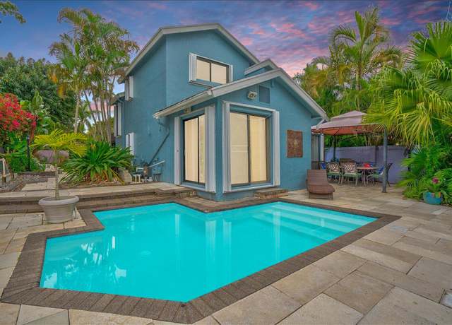 Property at 1885 NW 9th St, Delray Beach, FL 33445, 3 beds, 2.5 baths