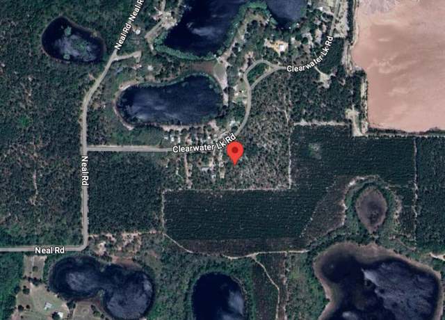 Property at 137 Clearwater Lk Rd, Hawthorne, FL 32640