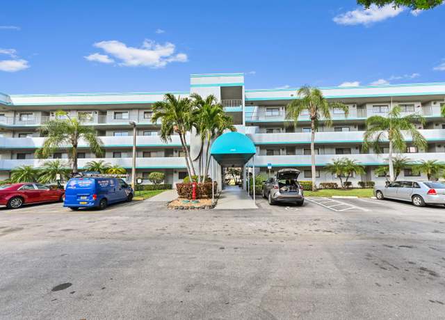 Property at 4725 Lucerne Lakes Blvd #410, Lake Worth, FL 33467, 2 beds, 2 baths