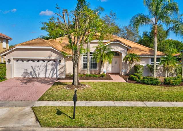 Property at 22408 Siesta Key Dr, Boca Raton, FL 33428, 4 beds, 2.5 baths