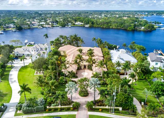 Property at 19223 Riverside Dr, Tequesta, FL 33469, 5 beds, 5 baths