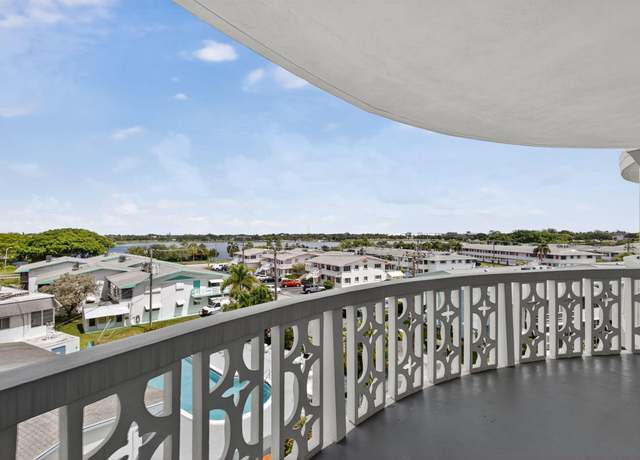 Property at 2381 Sunset Ave #416, Lake Worth Beach, FL 33461, 2 beds, 2 baths