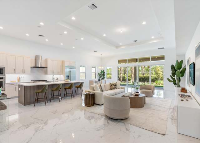 Property at 10044 Timber Creek Way, Palm Beach Gardens, FL 33412, 3 beds, 2.5 baths