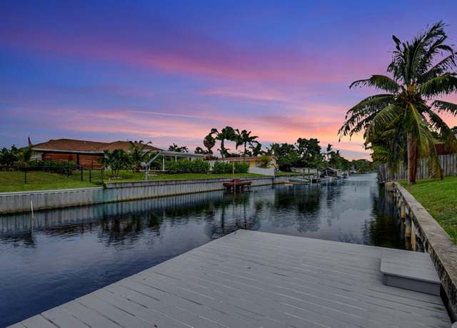 Property at 6797 Bayshore Dr, Lake Worth, FL 33462, 3 beds, 3 baths