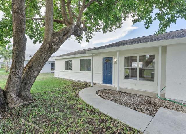 Property at 1041 SE Spinnaker, Port Saint Lucie, FL 34983, 3 beds, 2 baths